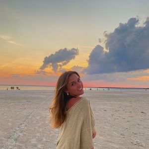 Meet your Posher, Anna kate